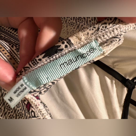 Maurice’s Lace Back Patterned Dress Size M - Picture 4 of 4